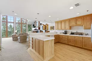 8200 Royal St E, Deer Valley, UT 84060 - Photo 14