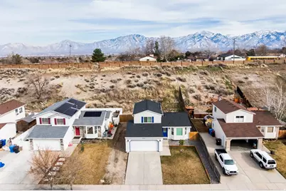 5843 S 3230 W, Taylorsville, UT 84129 - Photo 2