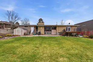 8651 S Mount Majestic Rd, Sandy, UT 84093 - Photo 36