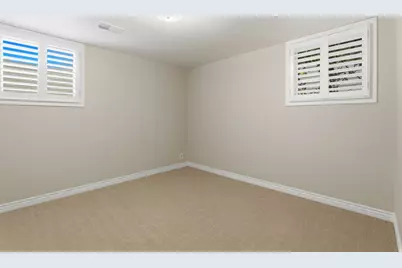 8651 S Mount Majestic Rd, Sandy, UT 84093 - Photo 32