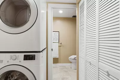 8651 S Mount Majestic Rd, Sandy, UT 84093 - Photo 26