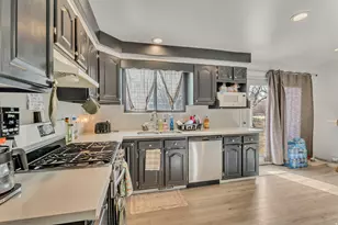 5276 S Huntington Circle, Taylorsville, UT 84129 - Photo 10