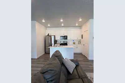 462 W 40 S #203, Providence, UT 84332 - Photo 10