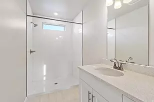 261 N Roundabout St, Saratoga Springs, UT 84045 - Photo 10