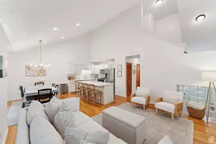 5037 S Cotton Tree Ln, Holladay, UT 84117 - Photo 4