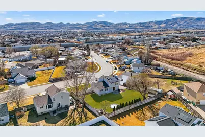 2384 W Frontier St, Riverton, UT 84065 - Photo 36