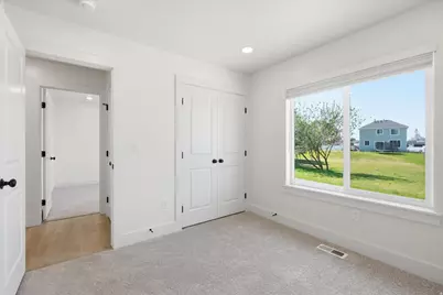 730 W 500 N, Smithfield, UT 84335 - Photo 16