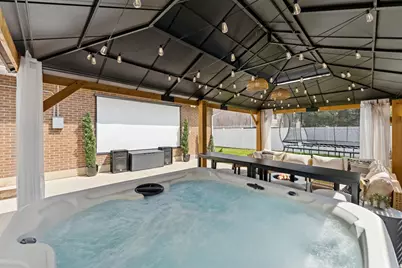 6877 Pineview Cir, Salt Lake City, UT 84121 - Photo 34