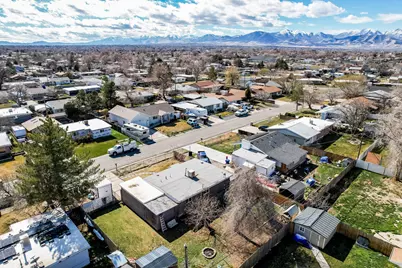 2992 W 2960 S, West Valley, UT 84119 - Photo 30