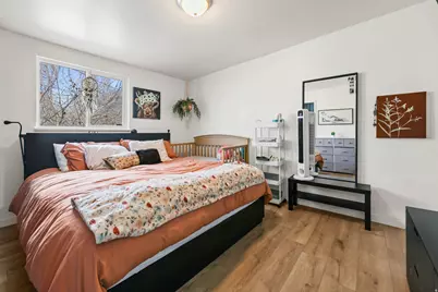 2992 W 2960 S, West Valley, UT 84119 - Photo 10