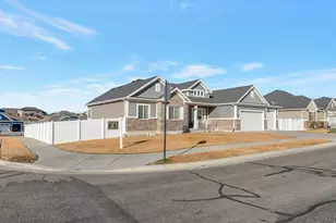 6656 W Brush Oak Dr, Herriman, UT 84096 - Photo 2