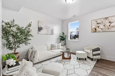 76 N Center St, Wellsville, UT 84339 - Photo 6