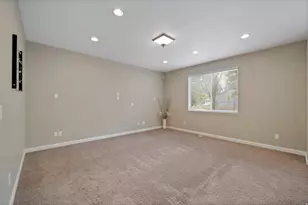 11184 S Heather Grove Ln W, South Jordan, UT 84095 - Photo 10