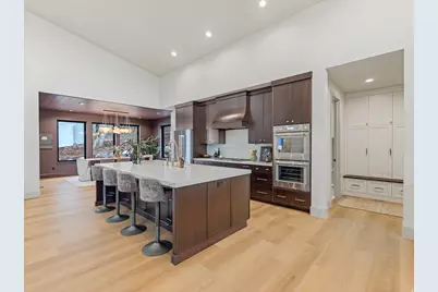 9637 S Tannenbaum Cv, Sandy, UT 84092 - Photo 12