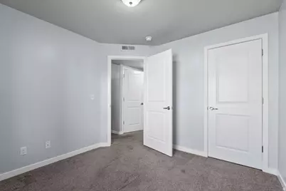1004 N 1090 W #203, Orem, UT 84057 - Photo 10