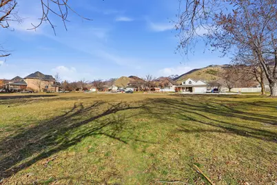 139 Fairway Dr, Smithfield, UT 84335 - Photo 16