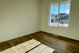 964 W Motor Vu Dr, Riverdale, UT 84405 - Photo 10