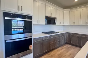 964 W Motor Vu Dr, Riverdale, UT 84405 - Photo 4