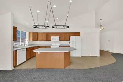 2953 W 4650 S, Roy, UT 84067 - Photo 10