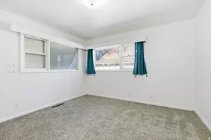 339 S Main St, Smithfield, UT 84335 - Photo 8