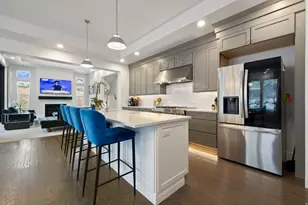 1876 W Oakwood Cir N, Lehi, UT 84043 - Photo 8