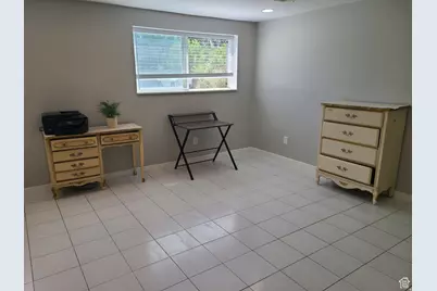 425 E 500 N, Kaysville, UT 84037 - Photo 22