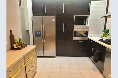 425 E 500 N, Kaysville, UT 84037 - Photo 10