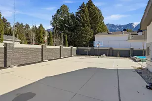 1 Quietwood Ln, Sandy, UT 84092 - Photo 34