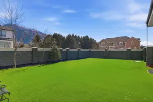 1 Quietwood Ln, Sandy, UT 84092 - Photo 22