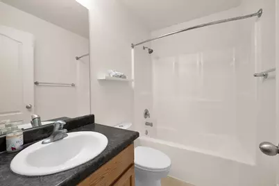 4624 N Maple Dr, Eagle Mountain, UT 84005 - Photo 16