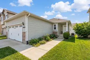 4624 N Maple Dr, Eagle Mountain, UT 84005 - Photo 2