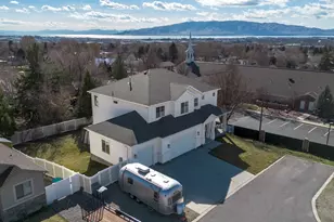 577 N 400 E, Pleasant Grove, UT 84062 - Photo 2