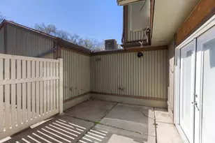 5489 S Willow Ln, Murray, UT 84107 - Photo 10