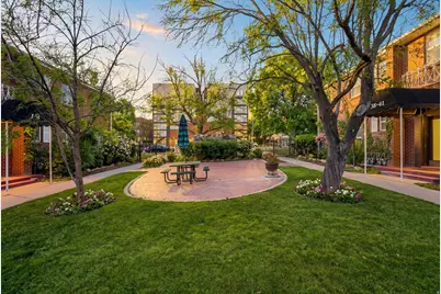 450 E 100 S #7, Salt Lake City, UT 84111 - Photo 2