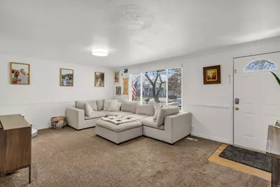 12433 S Harvest Ave W, Riverton, UT 84065 - Photo 6