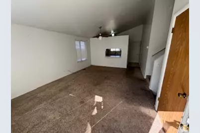 4050 W Mann Way, West Valley, UT 84120 - Photo 4