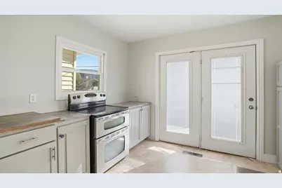 148 S Grassy Trail Dr, East Carbon, UT 84520 - Photo 16
