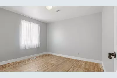 148 S Grassy Trail Dr, East Carbon, UT 84520 - Photo 8