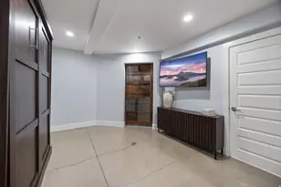 328 W 200 S, Salt Lake City, UT 84103 - Photo 14