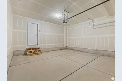3529 N Sparrow Ln #215, Eagle Mountain, UT 84005 - Photo 18