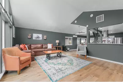 2858 E Cobblemoor Ln S, Sandy, UT 84093 - Photo 10