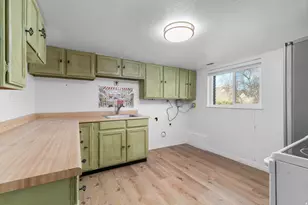 2858 E Cobblemoor Ln S, Sandy, UT 84093 - Photo 24