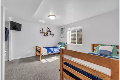 1437 W 1200 S, Clearfield, UT 84015 - Photo 30