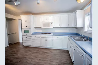 5101 S Lambeth St, Taylorsville, UT 84129 - Photo 8