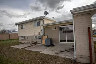 5101 S Lambeth St, Taylorsville, UT 84129 - Photo 32