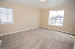 5101 S Lambeth St, Taylorsville, UT 84129 - Photo 14