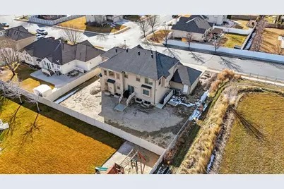 556 N 1440 E, Lehi, UT 84043 - Photo 2