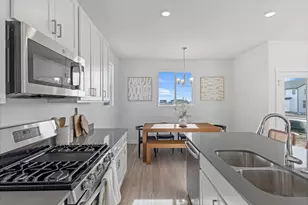 3519 N Sparrow Ln, Eagle Mountain, UT 84005 - Photo 10