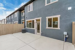 2602 N 2125 W, Clinton, UT 84015 - Photo 12