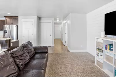 259 W 70 N, Hyrum, UT 84319 - Photo 6